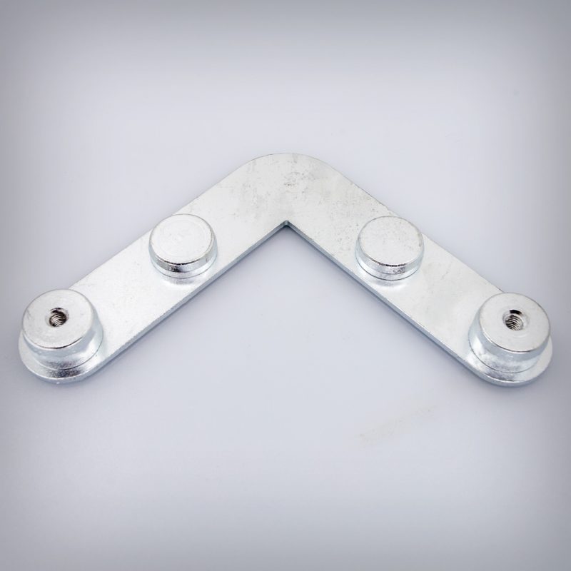 Small 90 degree connector